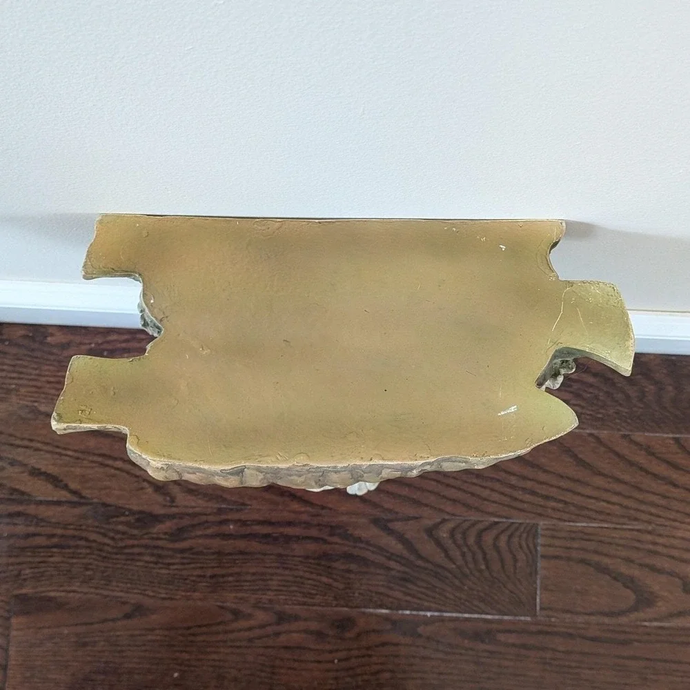 Vintage Chrisdon Farmer Bunny Rabbit Carrying Carrot Wall Book Shelf Sconce